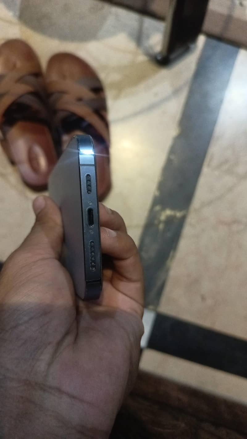 iphone 13 pro max 4