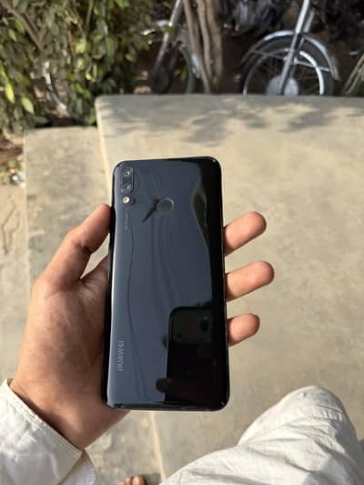 Huawei Y9