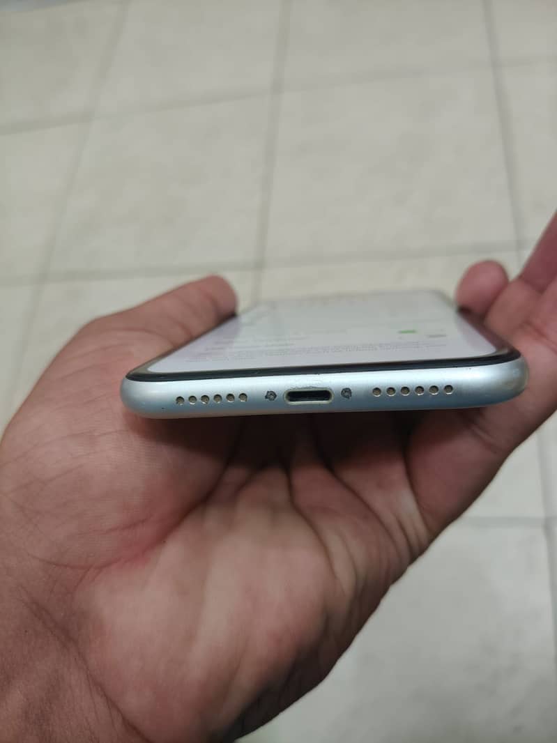 Apple iPhone 11 2