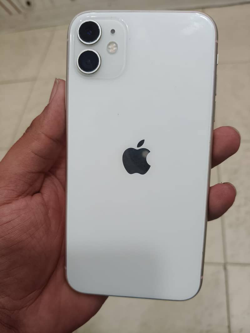 Apple iPhone 11 0