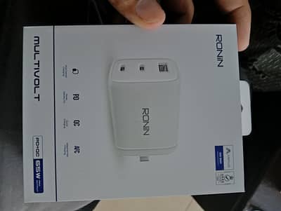 Ronin R-6065 65W Multivolt GaN Charger - Unused (Box Open)