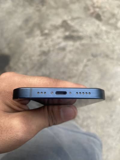 Apple iPhone 13 128gb 95 health waterpack mint condition