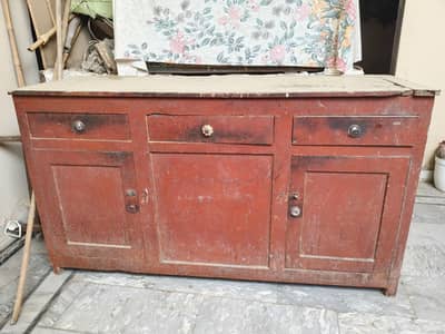 wodden counter/Table for sale