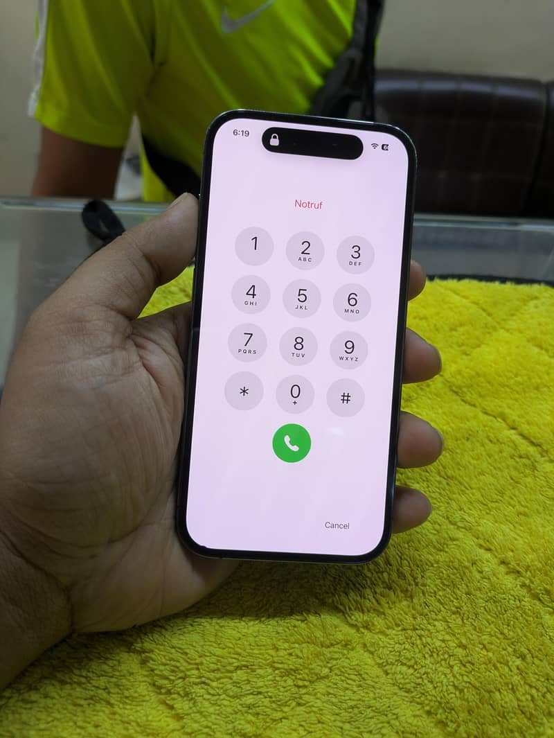 Apple iPhone 14 Pro 0