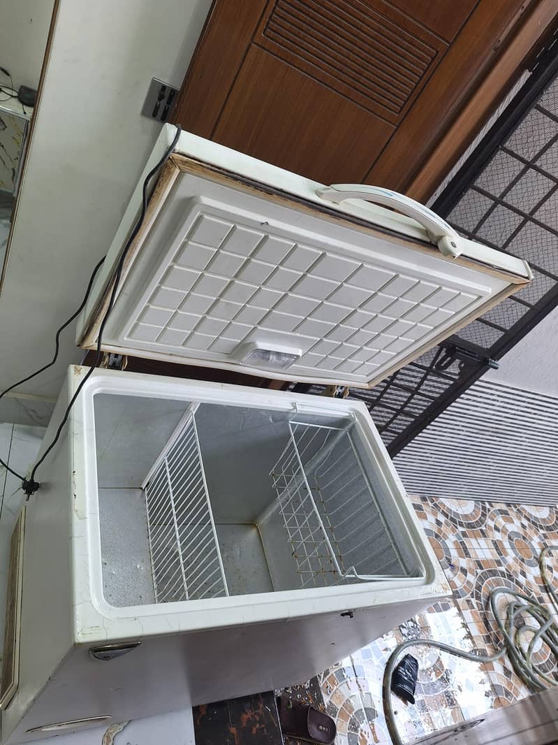 selling waves deep freezer 1