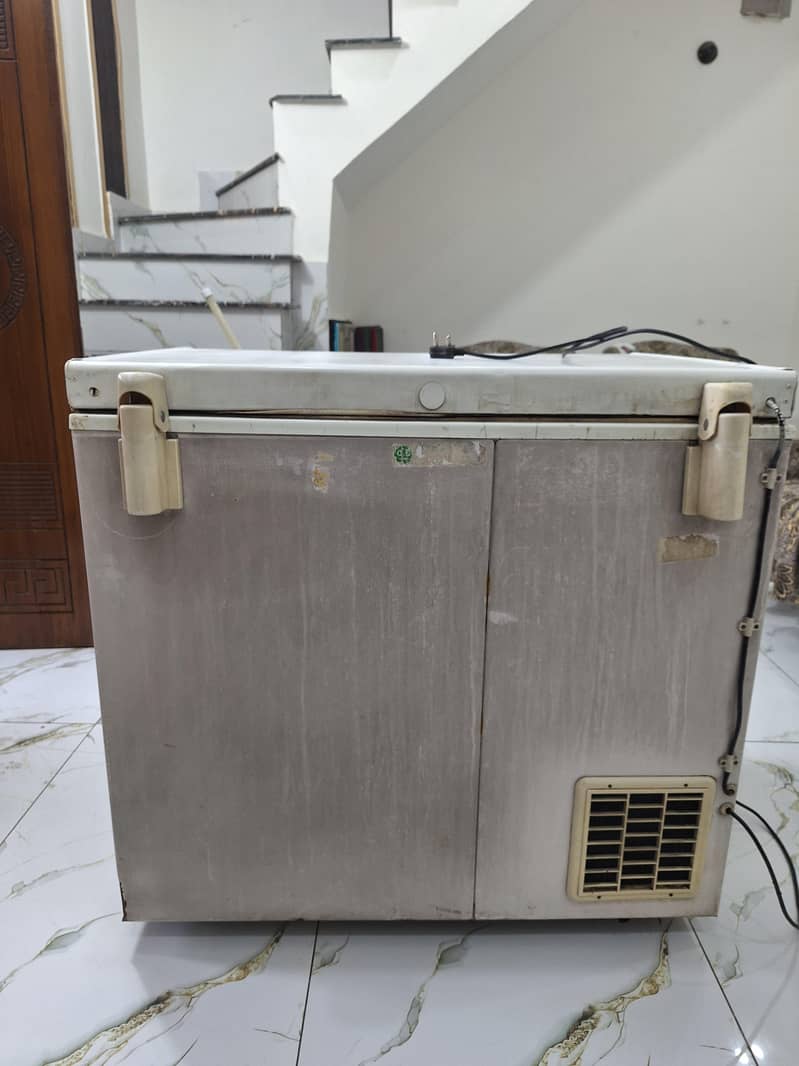 selling waves deep freezer 6