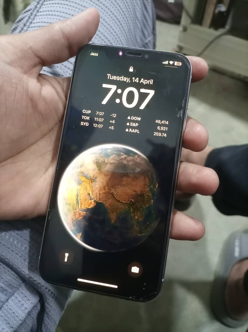 Apple iPhone X 2