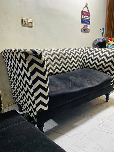 2 seater stylish Sofa