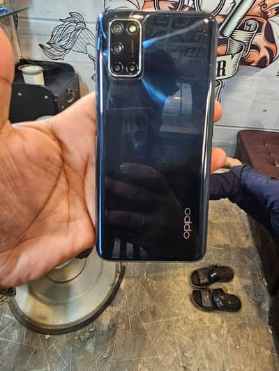 OPPO A52