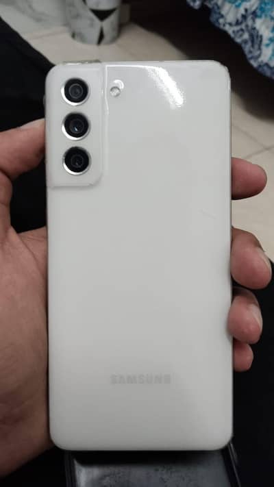 Samsung Mobile S21 FE