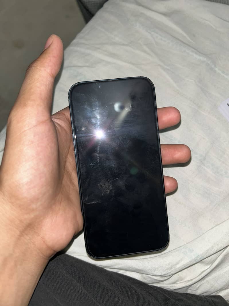 Apple iPhone 14 5
