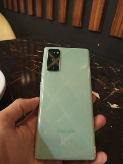 Samsung Mobile S20 FE