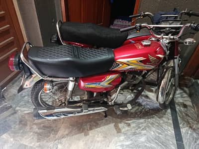 Honda CG125 2025