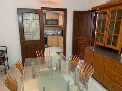 Dining Table with 6 chairs