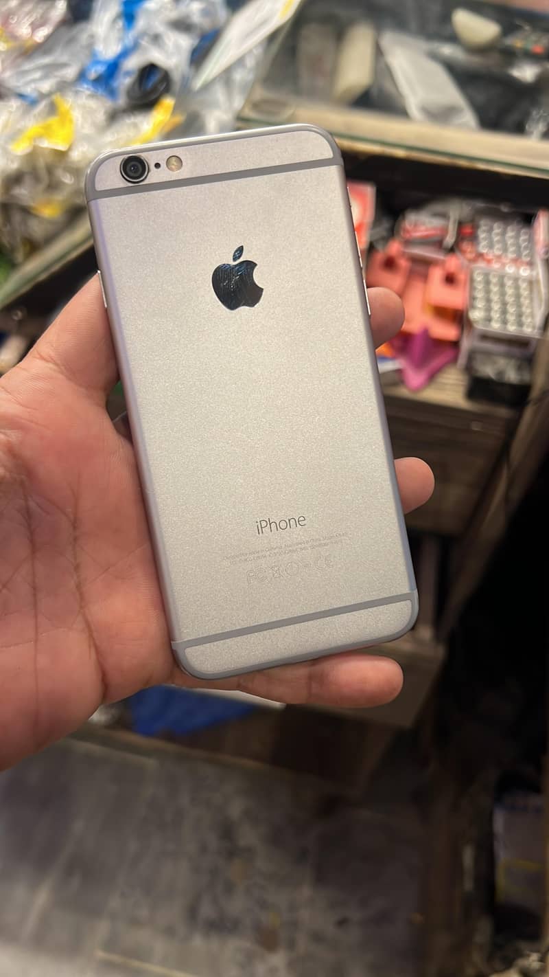 Apple iPhone 16 1
