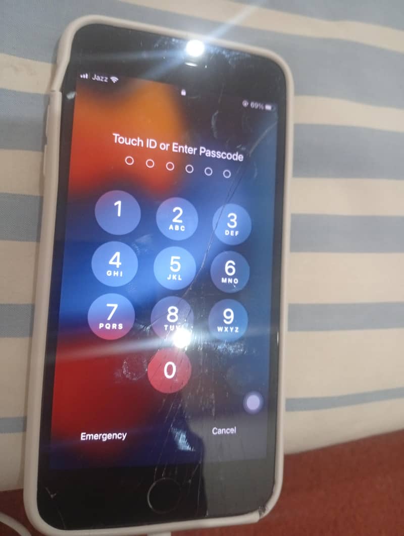 Apple iPhone 7 Plus 1