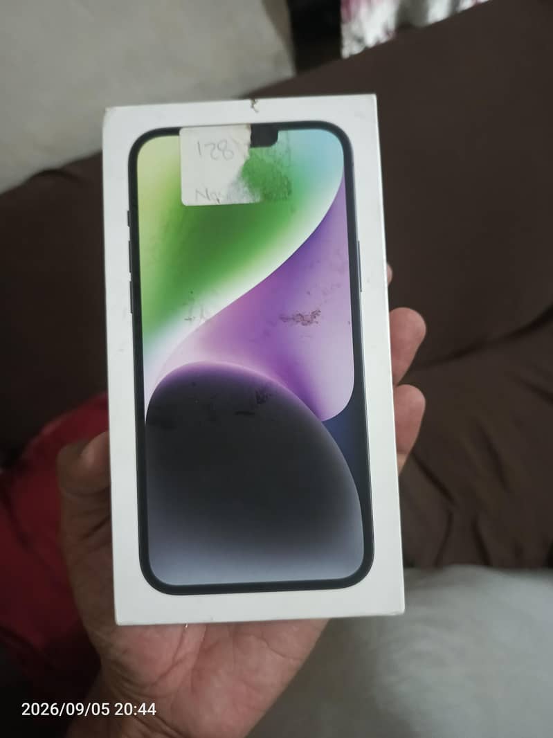 Apple iPhone 14 plus 4
