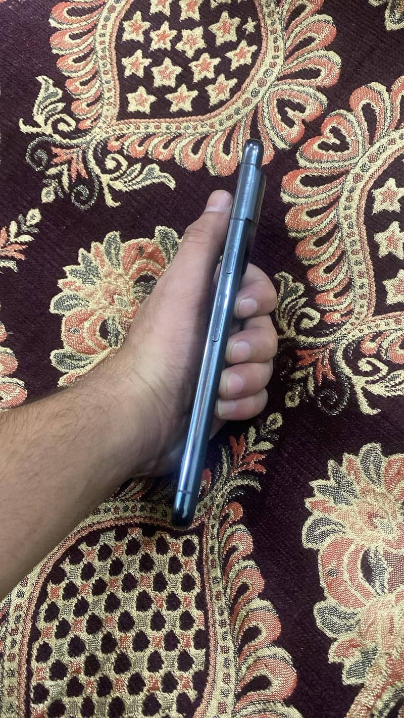 Google Pixel 8 Pro 2