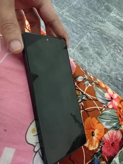 infinix note 40 original panel & battery jis ko chaiya rabta krly