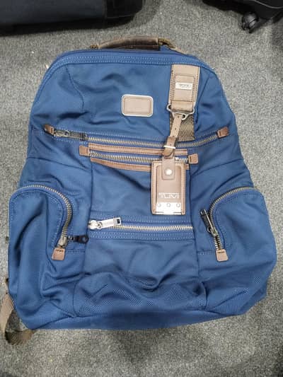 TUMI Interior Tag & Branded Zippers