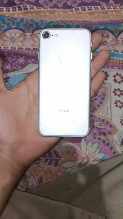 Apple iPhone 7