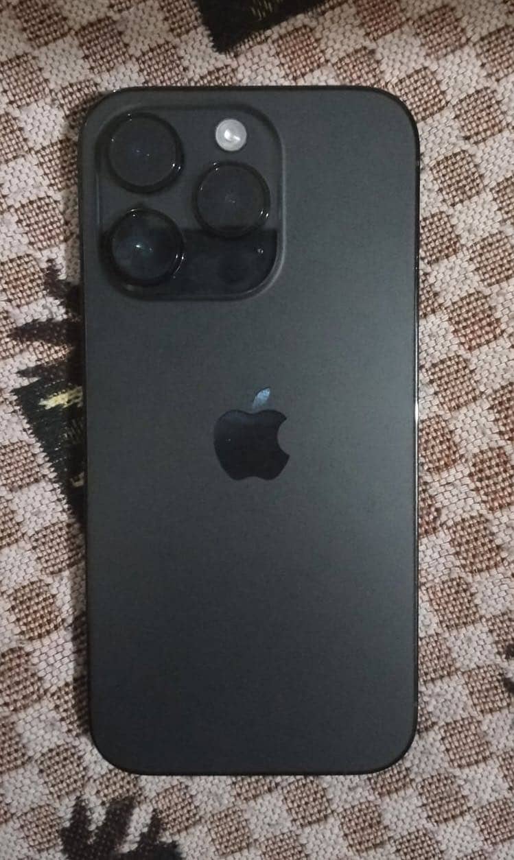 Apple iPhone 14 Pro 0