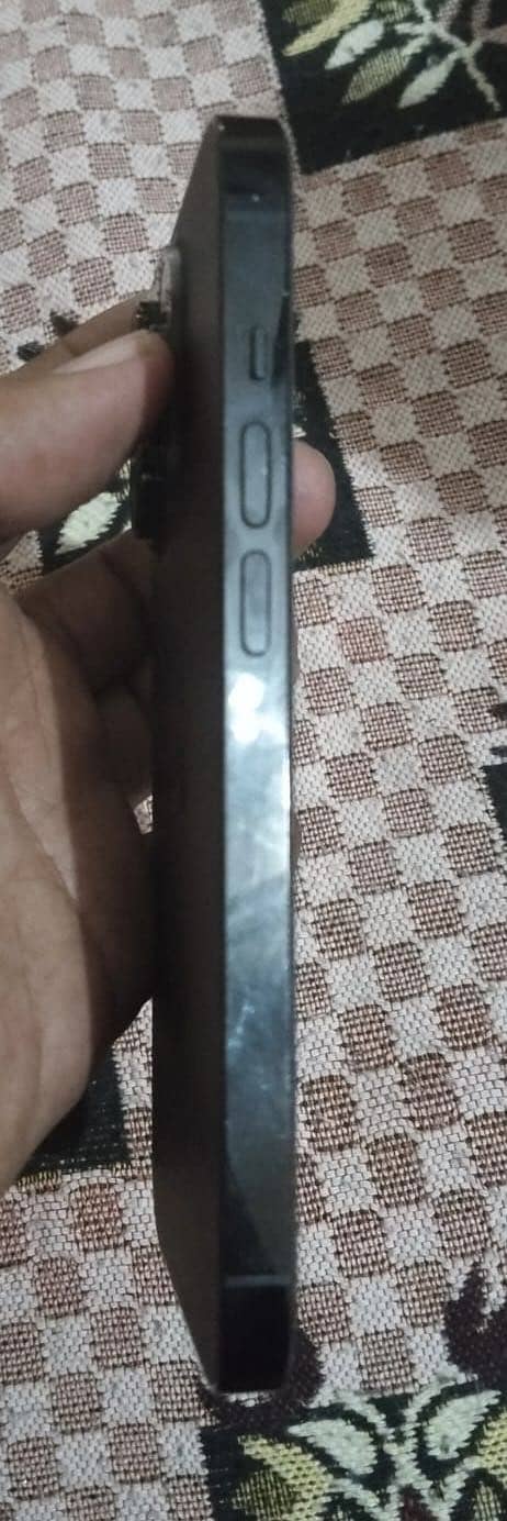 Apple iPhone 14 Pro 1
