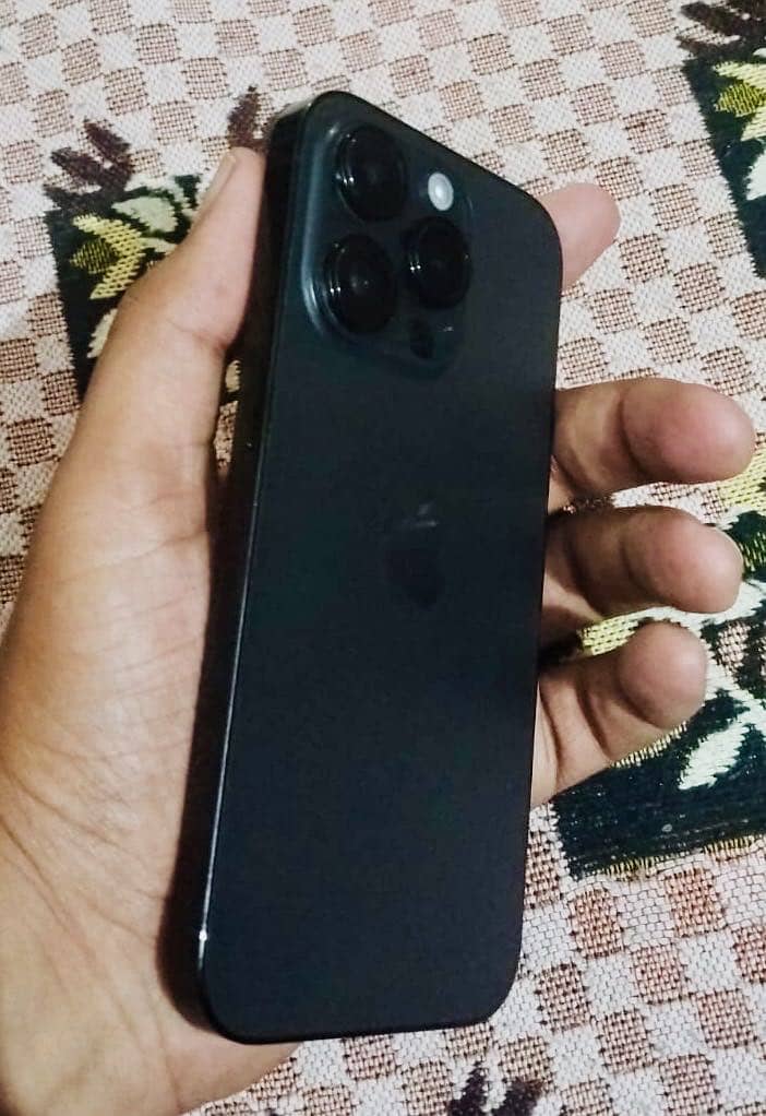 Apple iPhone 14 Pro 4