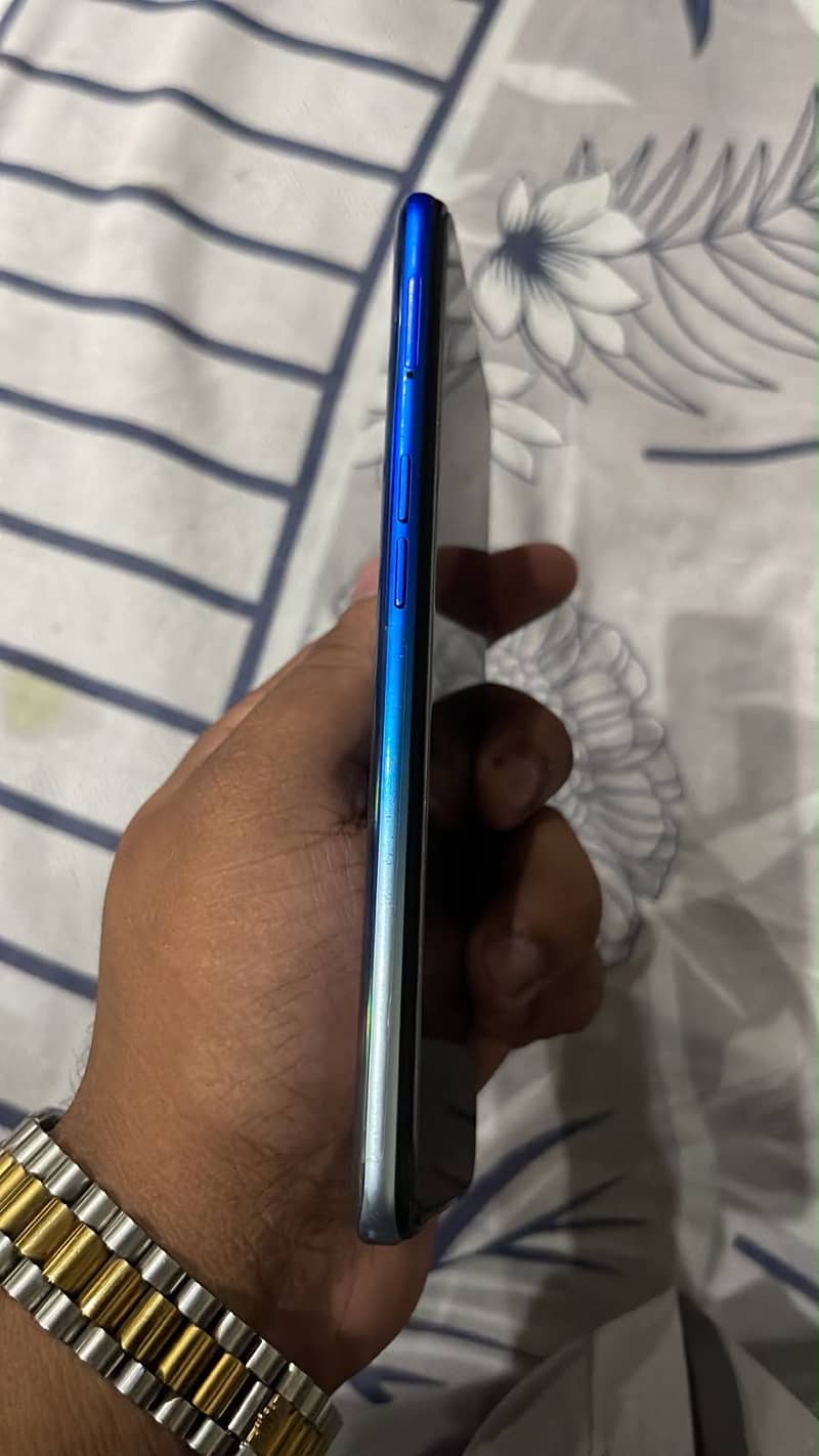 OPPO A54 3