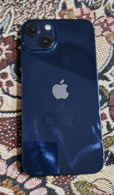 Apple iPhone 13