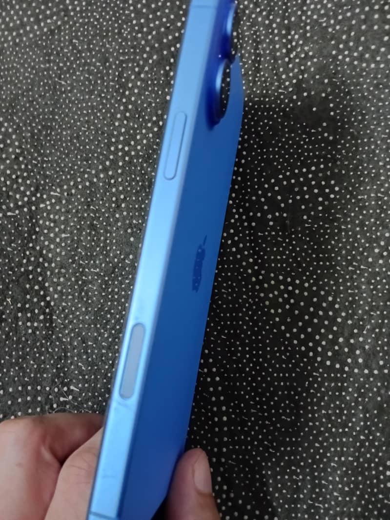 Apple iPhone 16 Plus jv 3