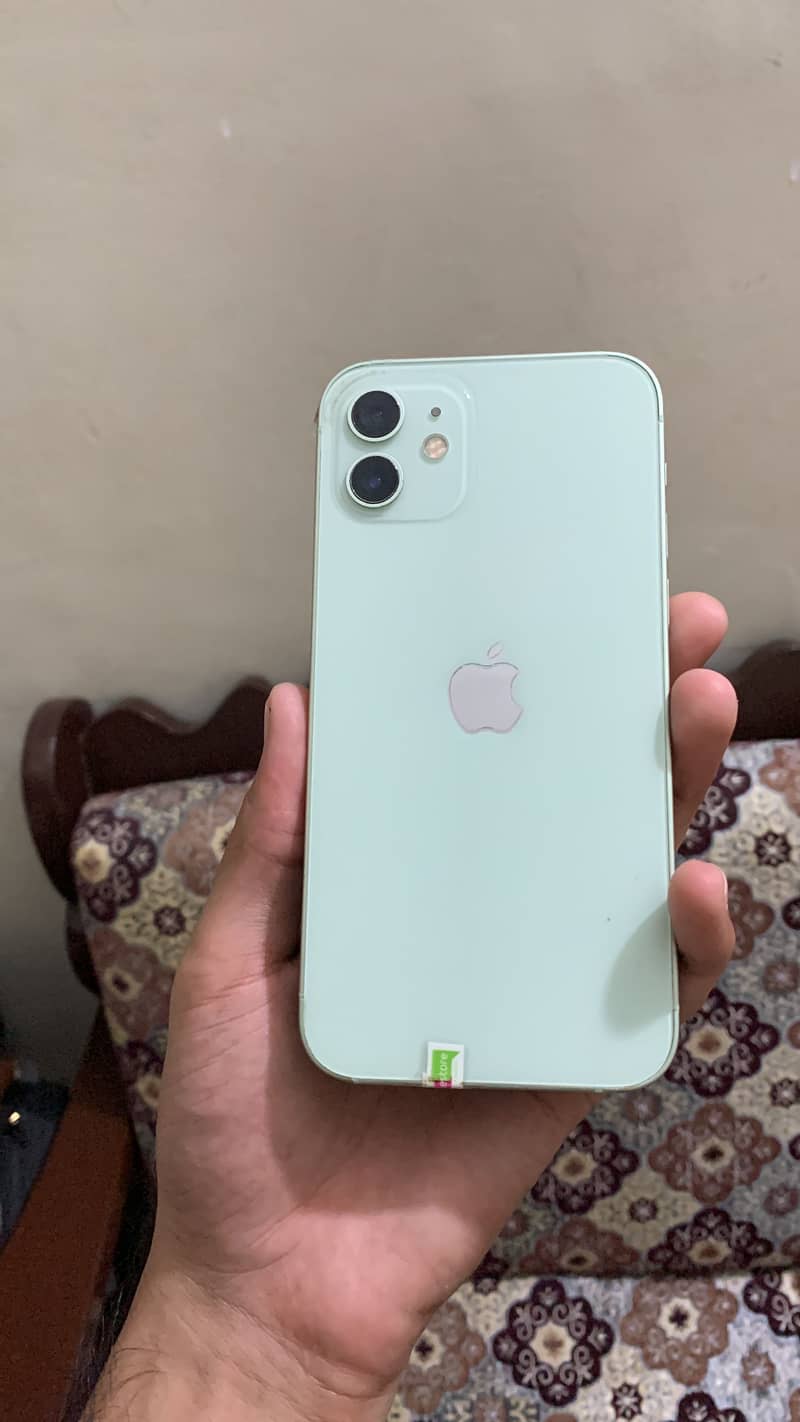 Apple iPhone 12 3