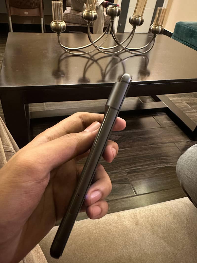 Google Pixel 8 2