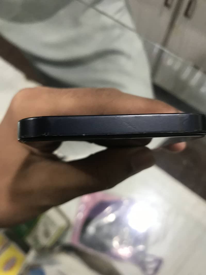 Apple iPhone 12 1