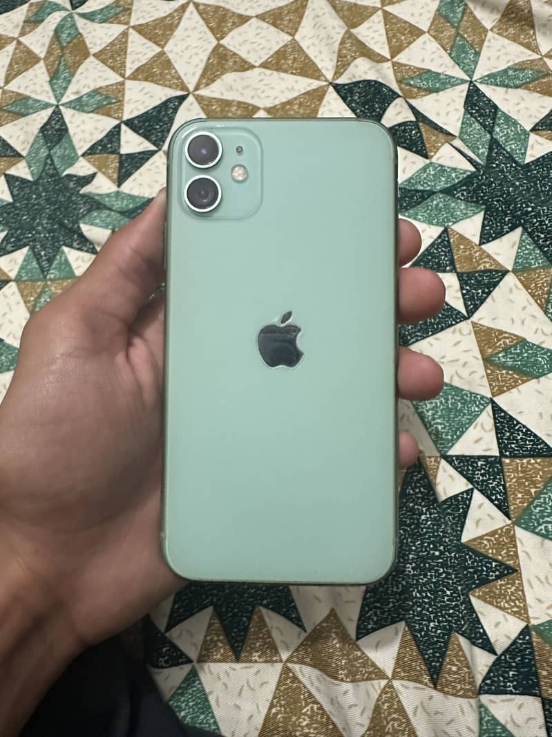 Apple iPhone 11 0