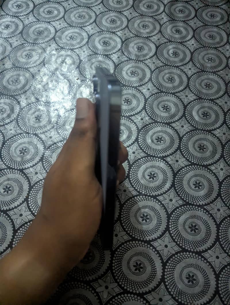 Apple iPhone 13 Pro 7
