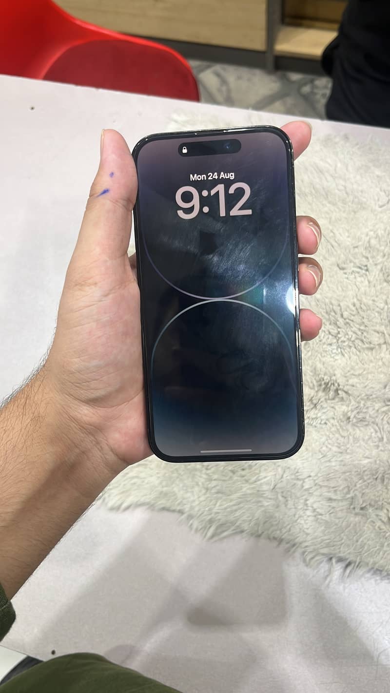 Apple iPhone 14 Pro 1