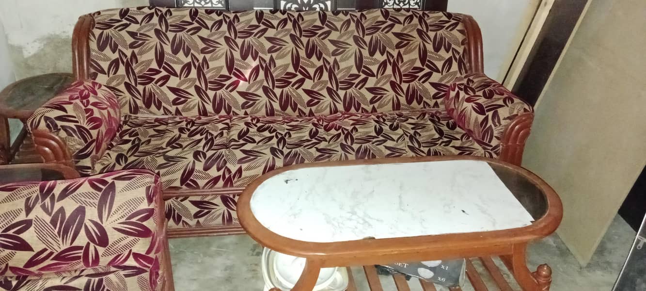 Premium 5-Seater Sofa Set for Sale – Excellent Condition 0