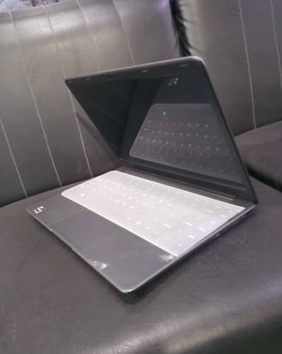 PM Laptop Ryzen 5 7430