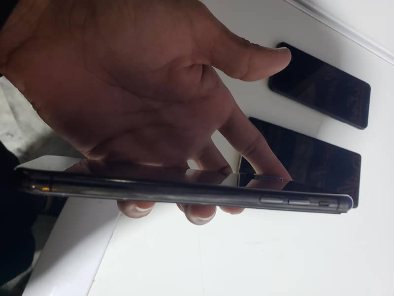 iPhone xx 1