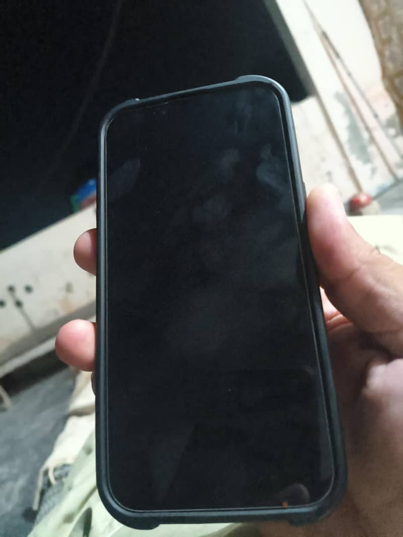 Apple iPhone 13 Pro 1