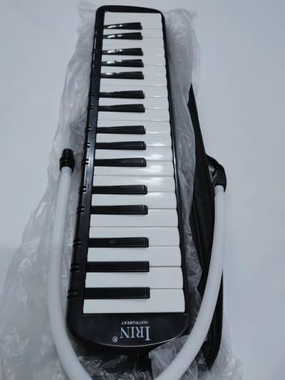 32 Keys Melodica