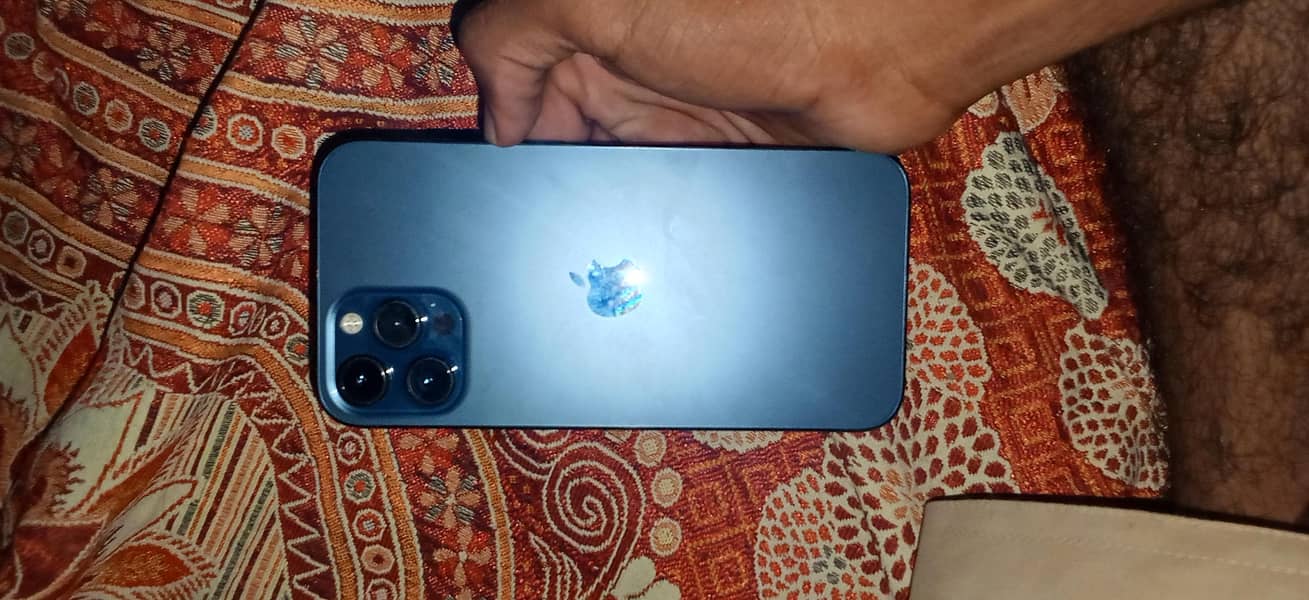 Apple iPhone 12 Pro Max 1