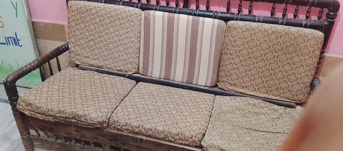 3 seater plus 2 single sofas 5