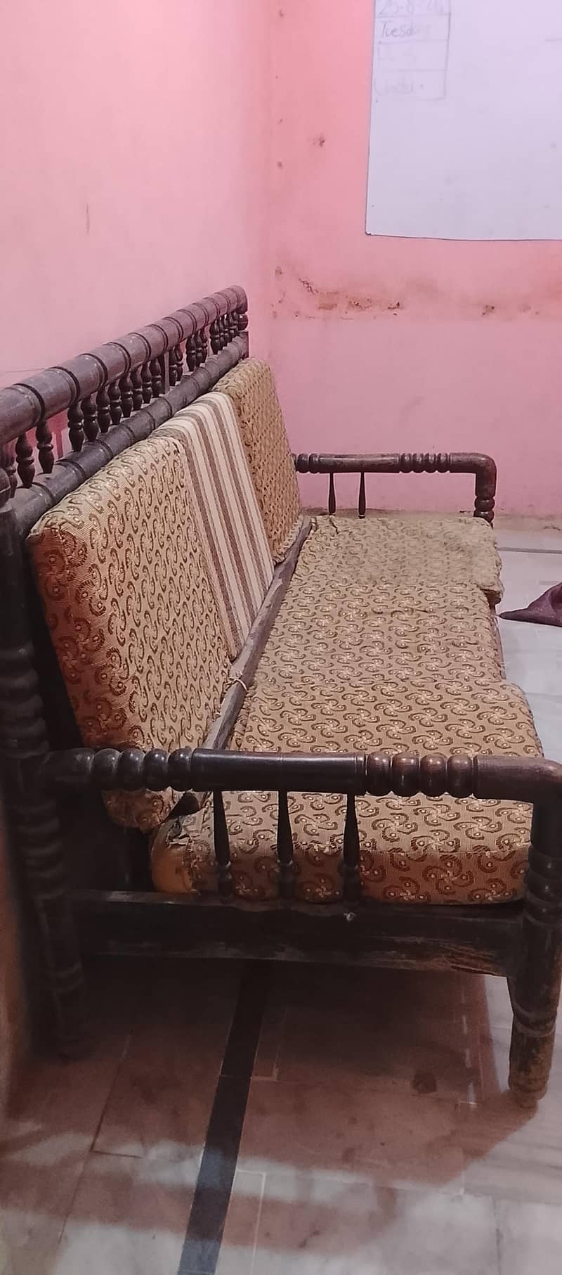 3 seater plus 2 single sofas 6