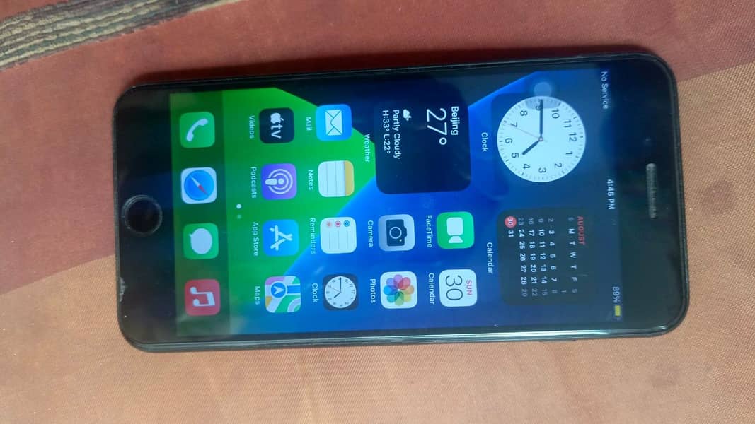 Apple iPhone 7 Plus 3