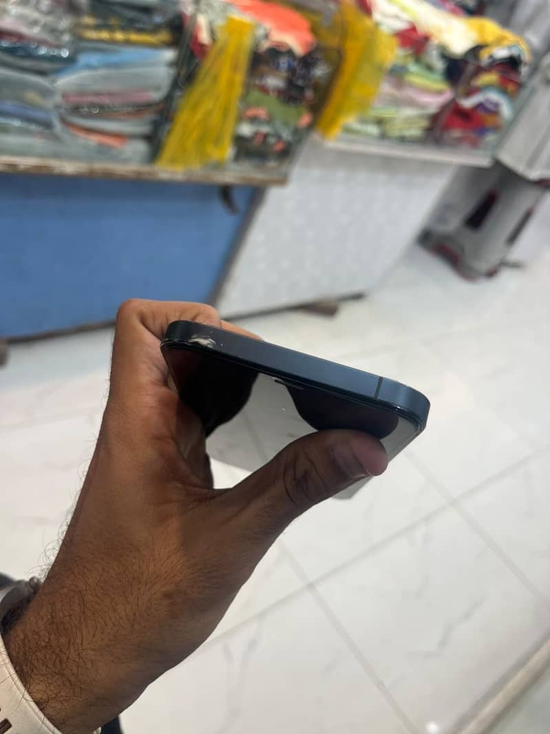 Apple iPhone 12 Pro Max 1