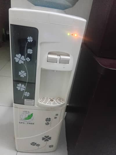 water dispenser/cooler/dispenser