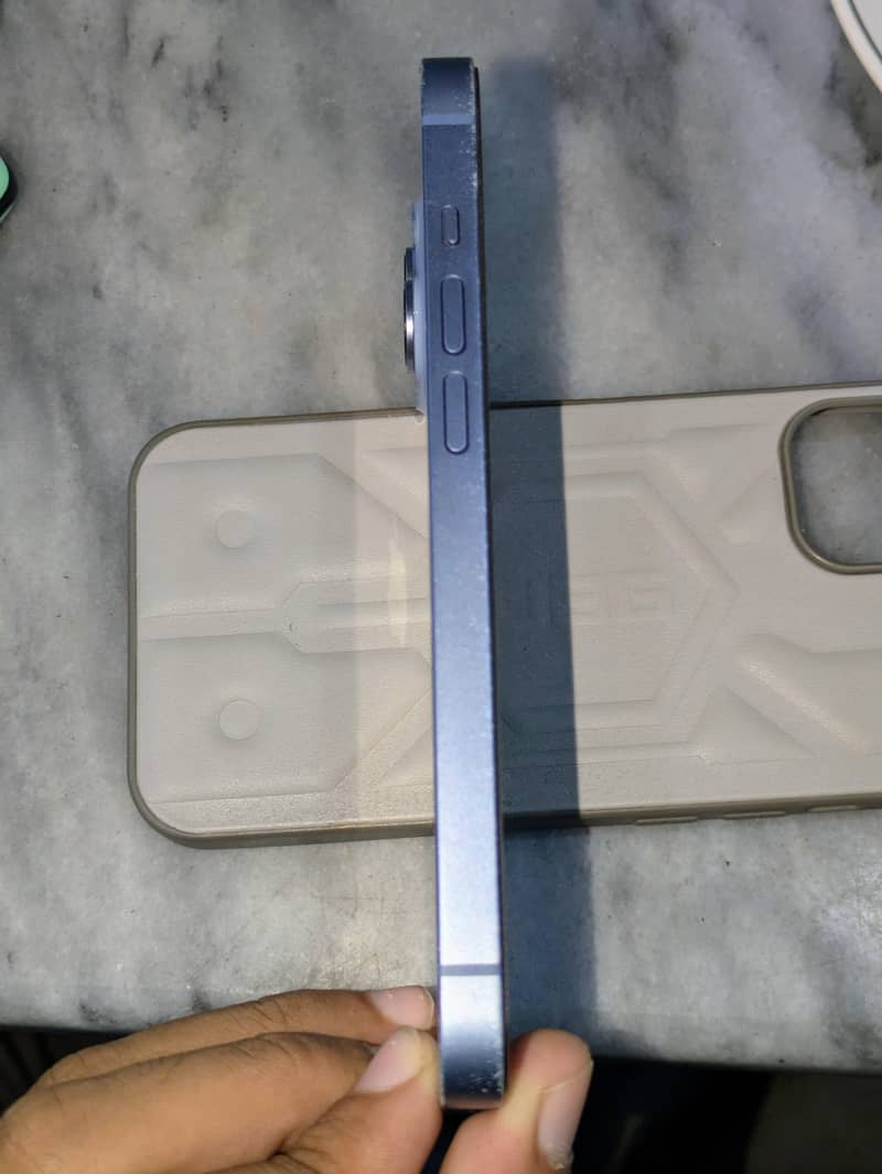 Apple iPhone 14 6