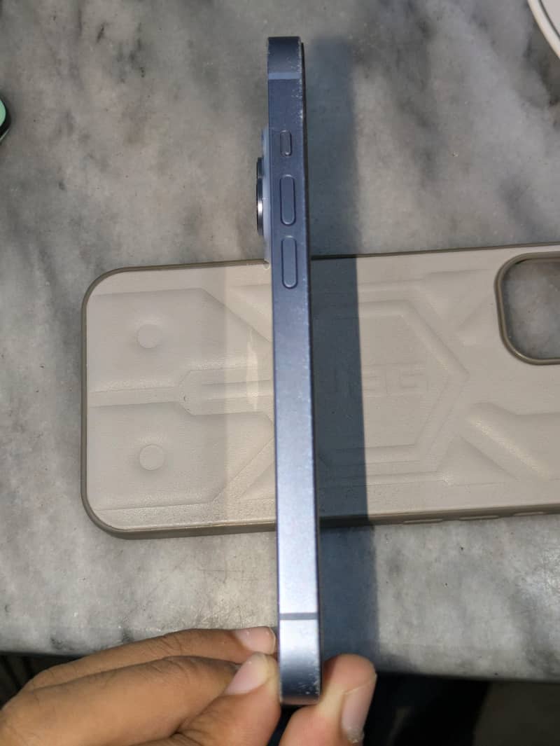 Apple iPhone 14 7